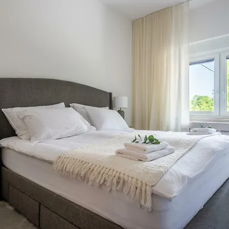 Apartman Tivoli *