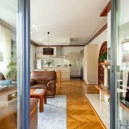 Apartman Tivoli *